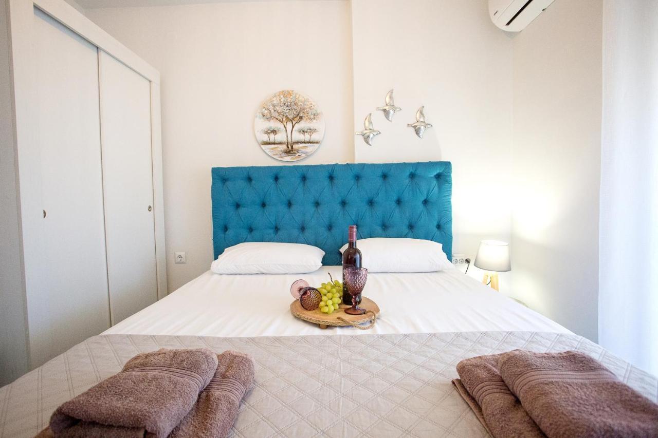 Holiday House Ioanna 2 - Loft Néa Péramos Buitenkant foto